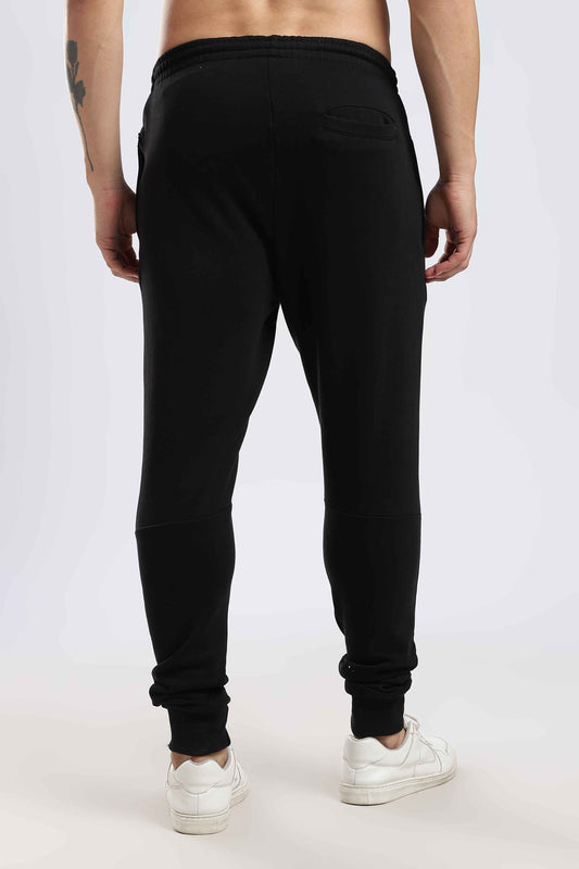 structured-travel-jogger-onyx-black