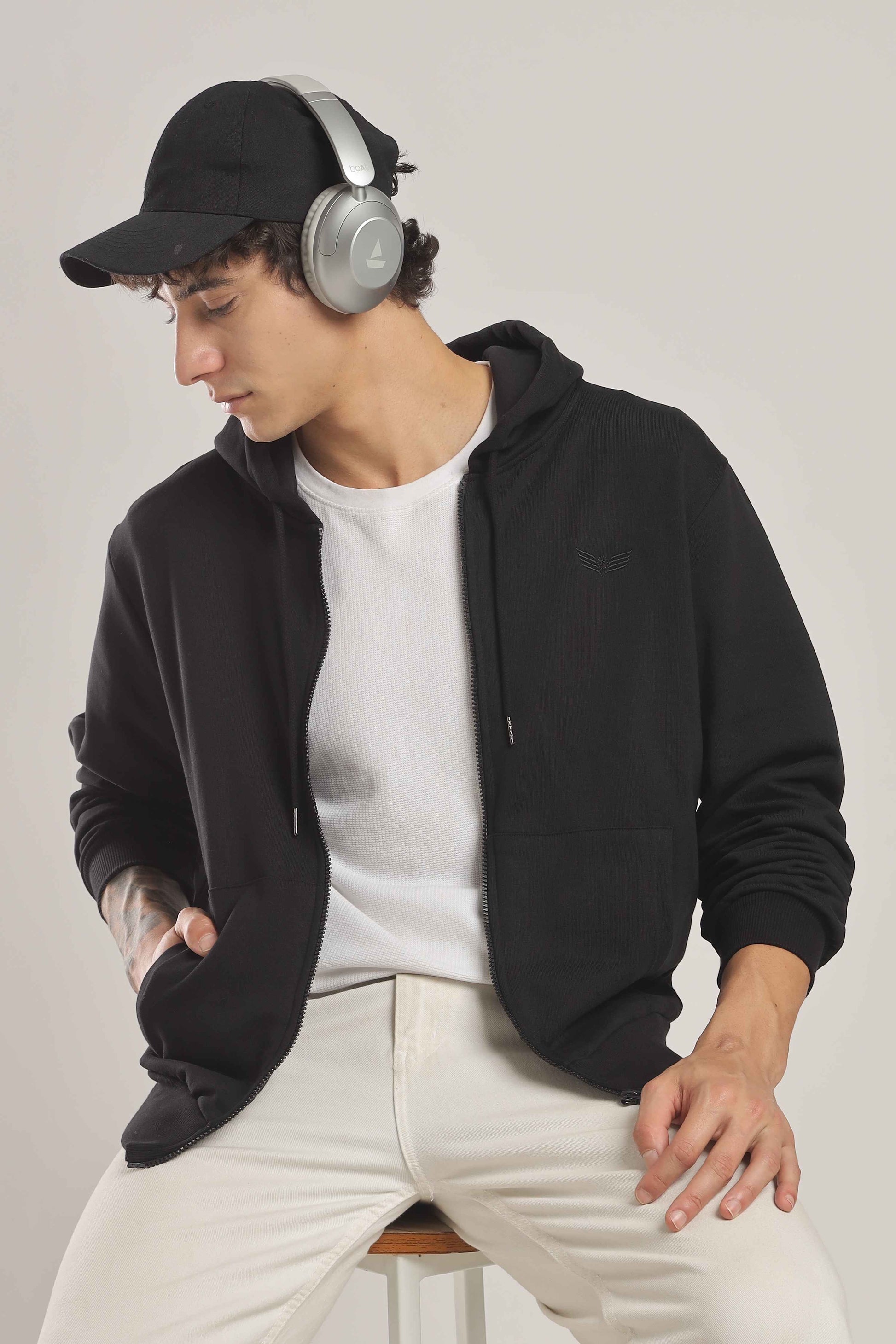 travel-zip-hoodie-tee-onyx-black