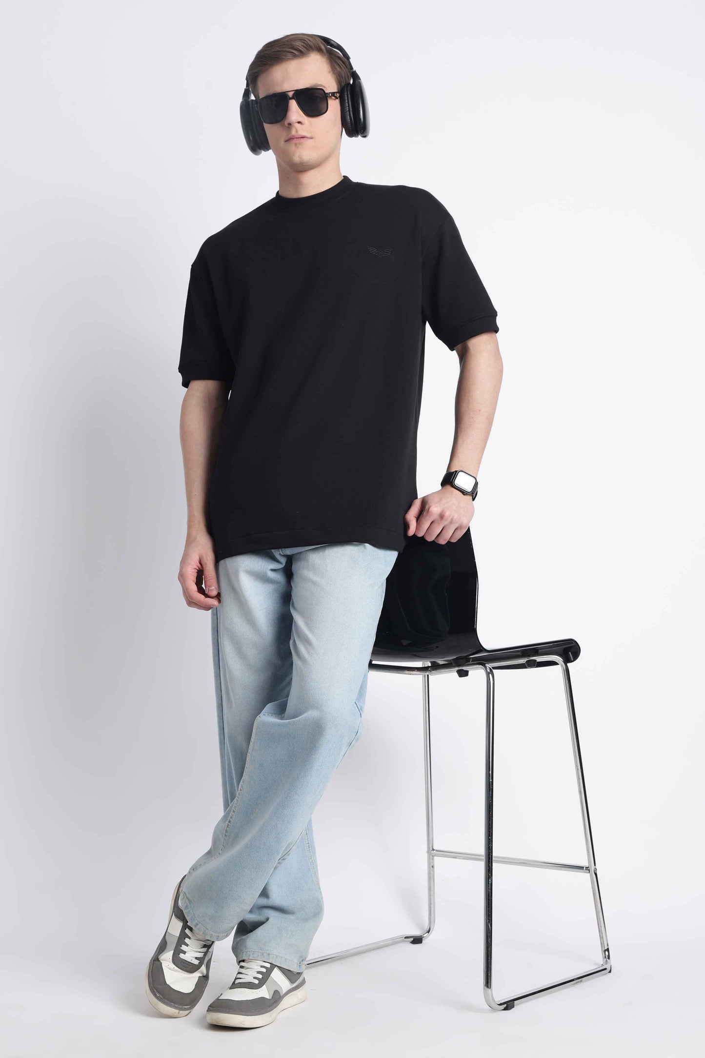 the-runway-oversized-tee-onyx-black