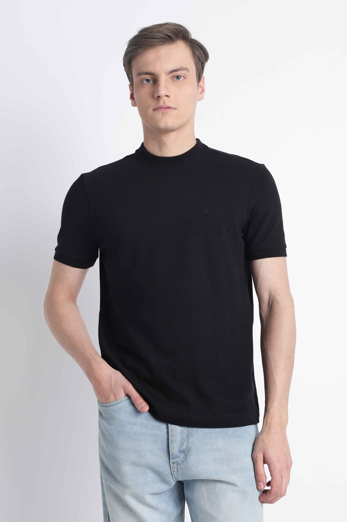 essential-transit-tee-onyx-black