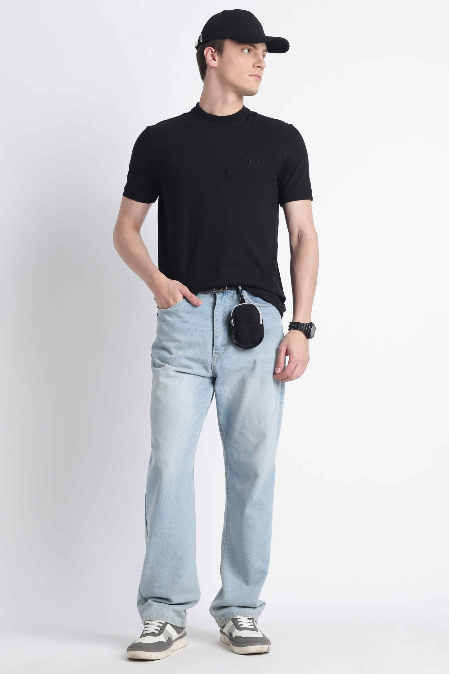 essential-transit-tee-onyx-black