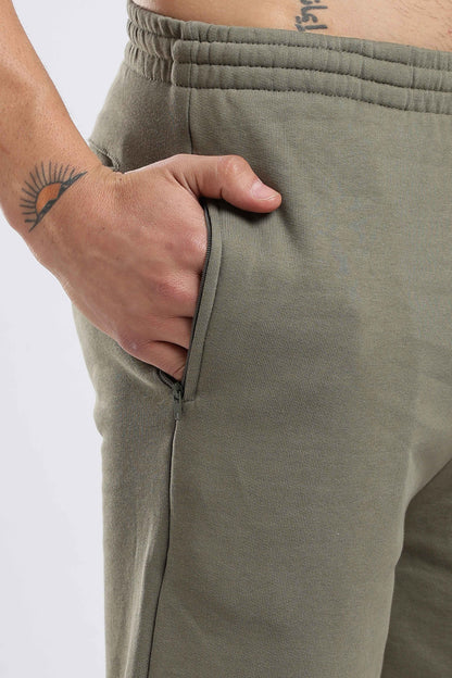 weekend-transit-shorts-heritage-olive