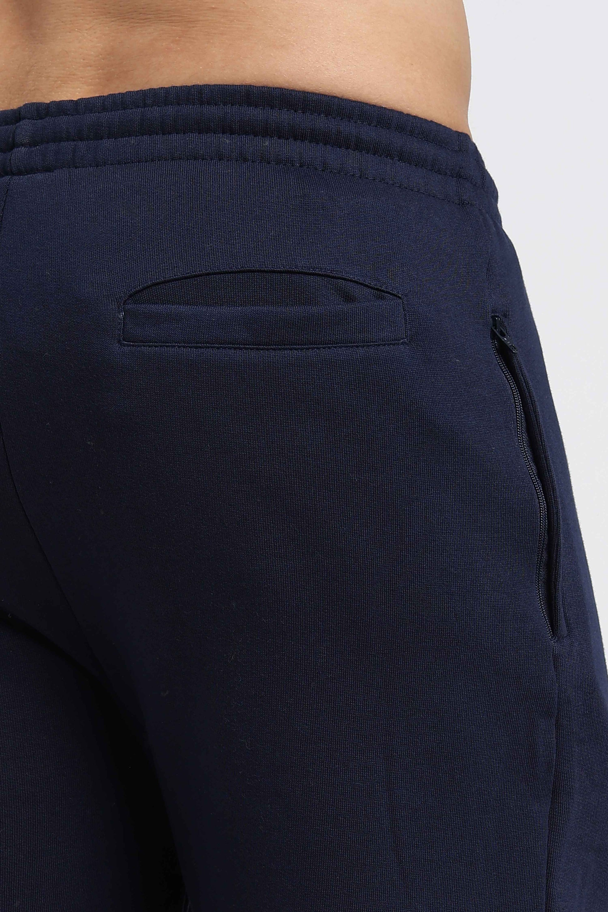 weekend-transit-shorts-midnight-navy