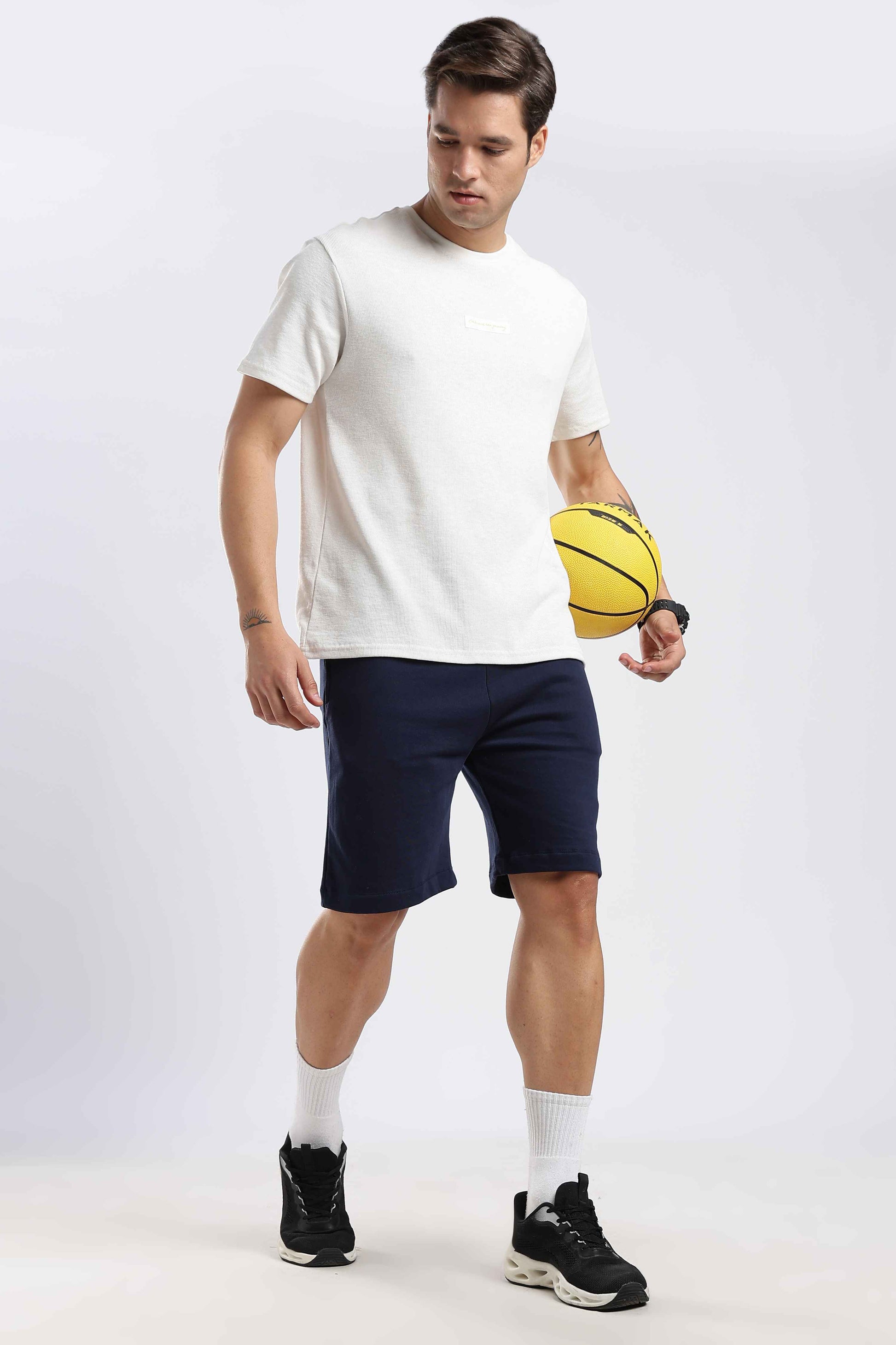 weekend-transit-shorts-midnight-navy