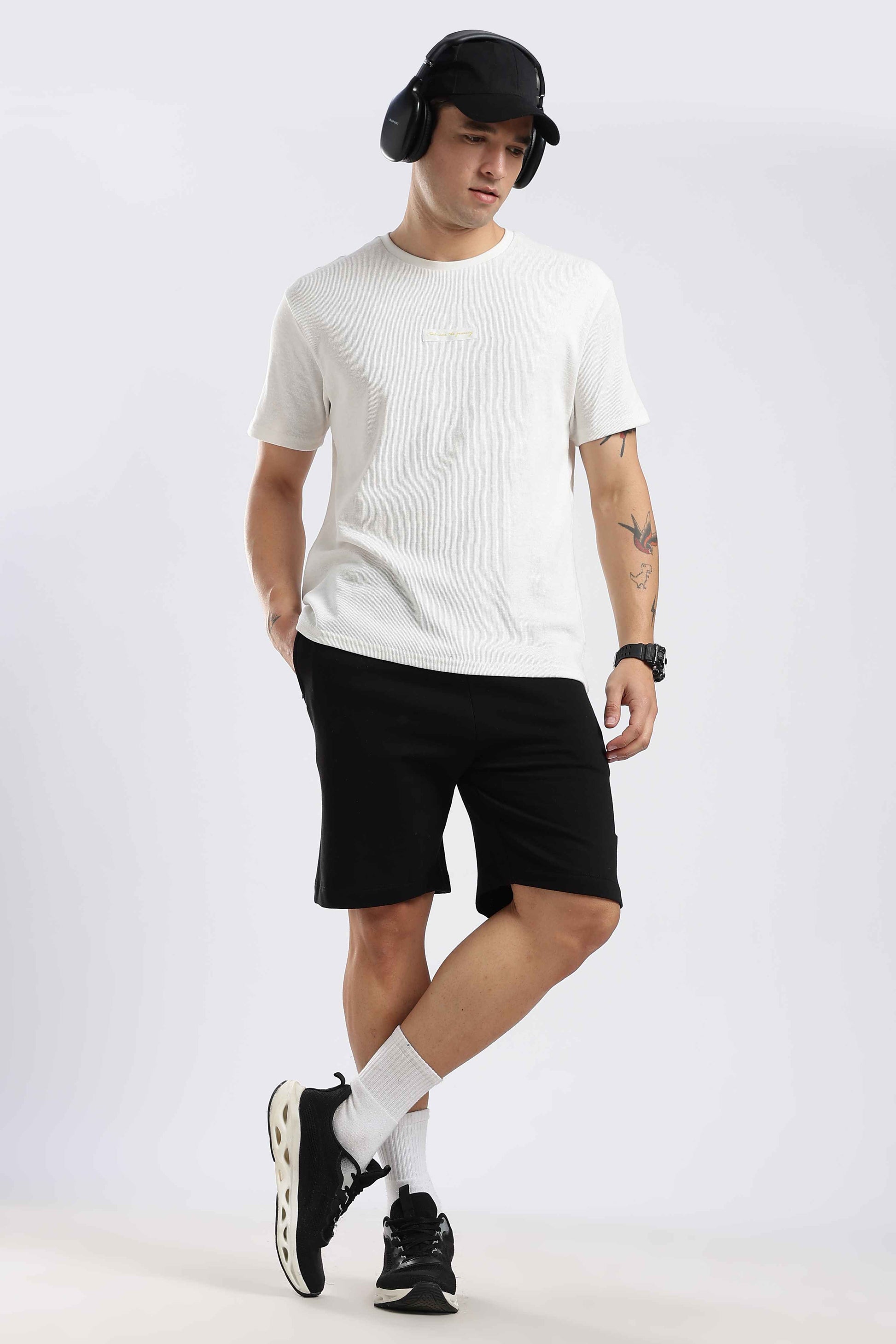 weekend-transit-shorts-onyx-black