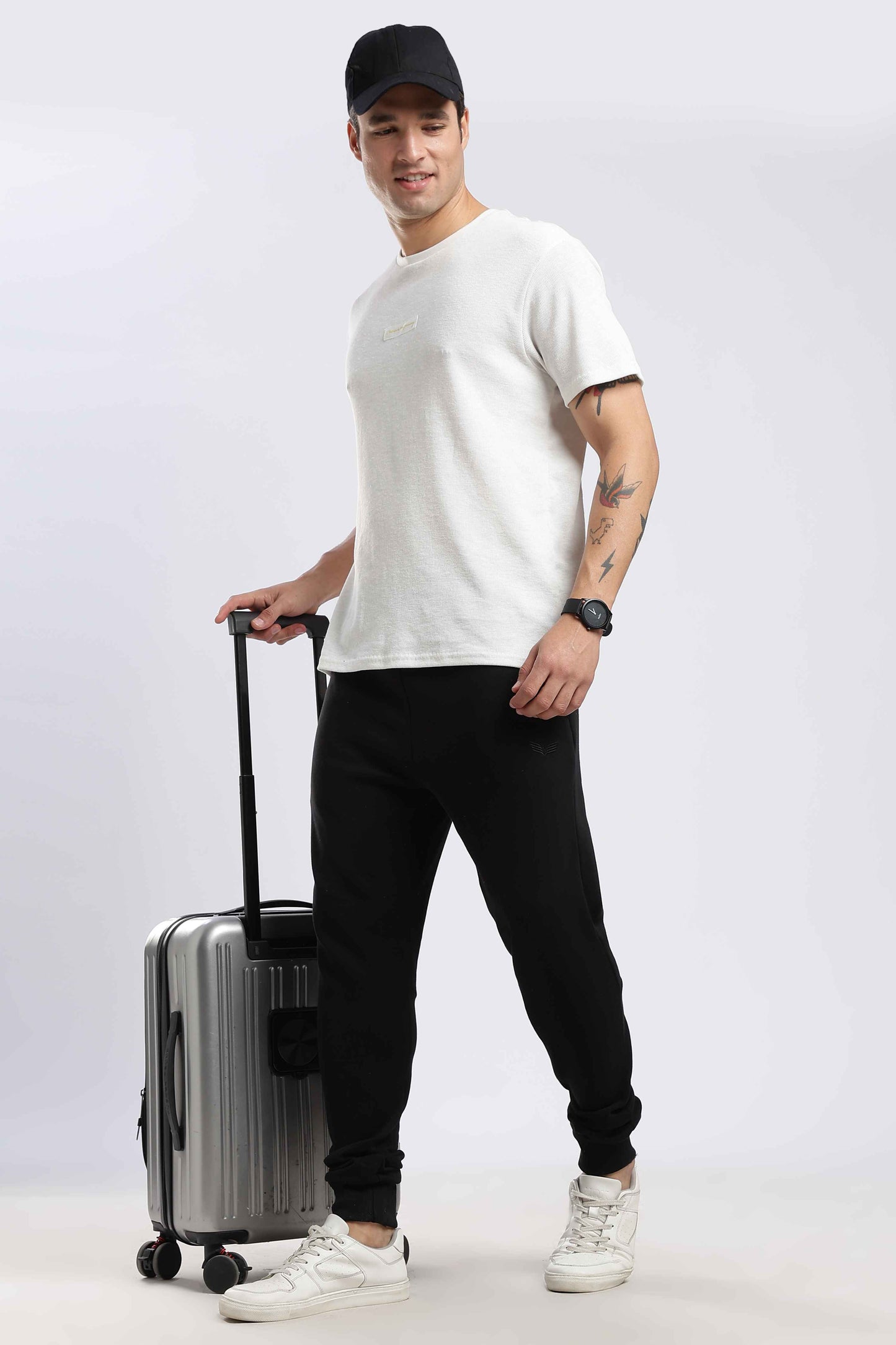 structured-travel-jogger-onyx-black
