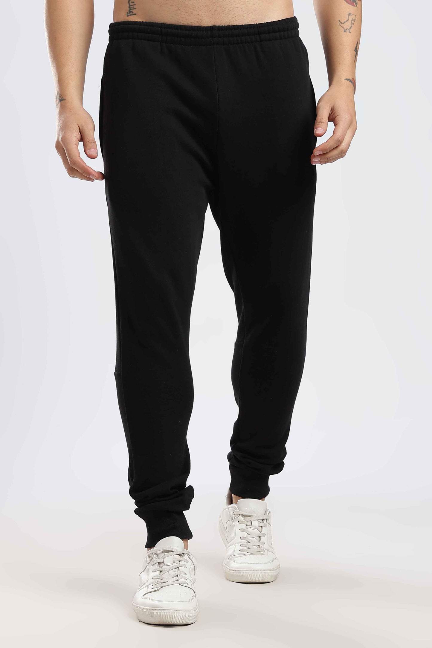 structured-travel-jogger-onyx-black