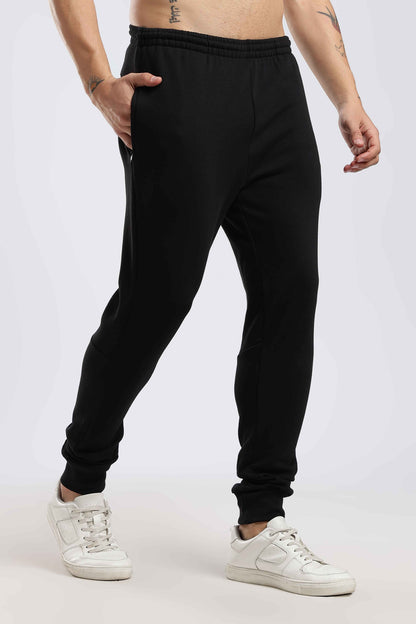 structured-travel-jogger-onyx-black