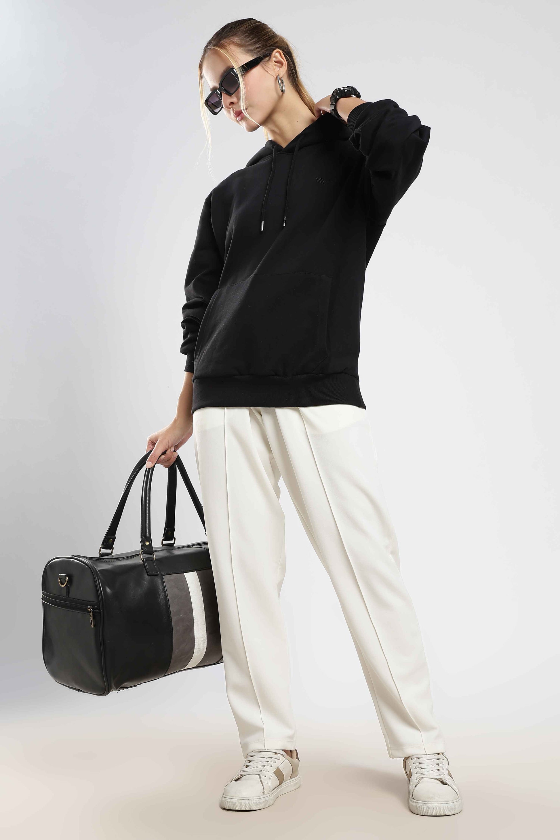 signature-gate-hoody-onyx-black